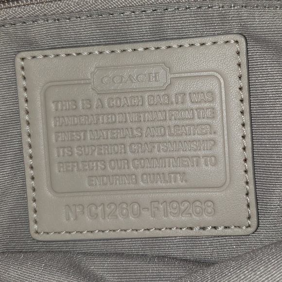 NWT! Coach Soho Signature Optic Linen North South Tote (Retail $378) - Picture 15 of 16